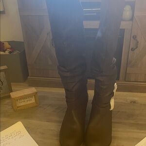 #91 Journee Collection Dark Brown “Chocolate “ knee length slouchy boots sz7.5